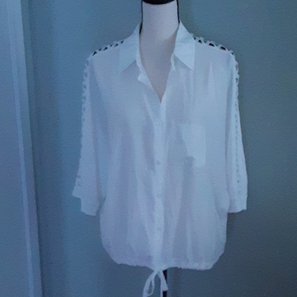 Yi Mei Hua top